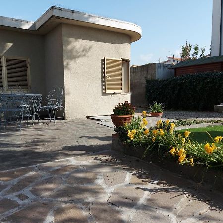 Room Garden Vada Exterior photo