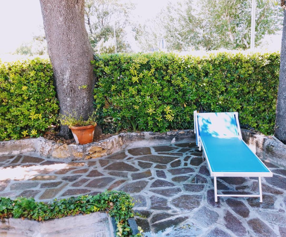 Room Garden Vada Exterior photo